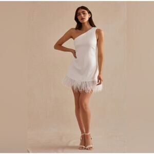 Birdy Grey Brooke One Shoulder Satin Feather Trim Mini Dress White Womens 1X NWT